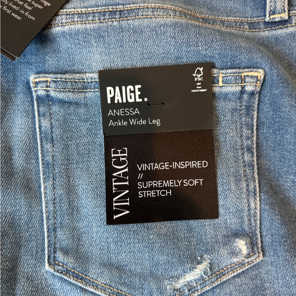 PAIGE Anessa Wide Leg Ankle Jeans, size 28 - Picture 7 of 7